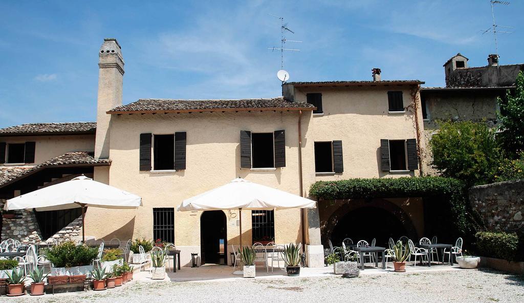 Antico Borgo Bed & Breakfast Castellaro  Екстериор снимка