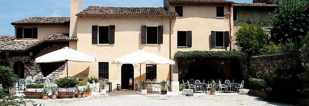 Antico Borgo Bed & Breakfast Castellaro  Екстериор снимка