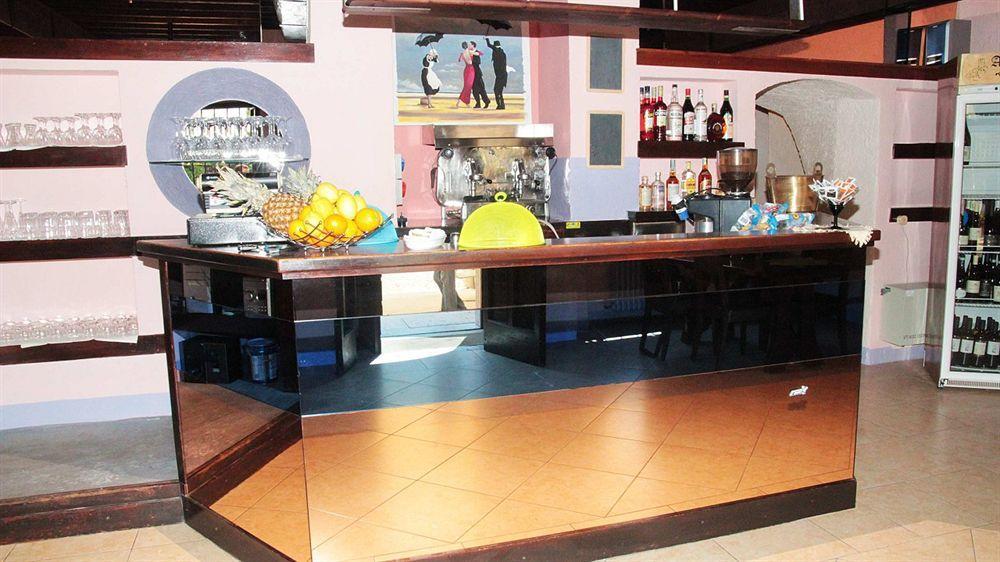 Antico Borgo Bed & Breakfast Castellaro  Екстериор снимка